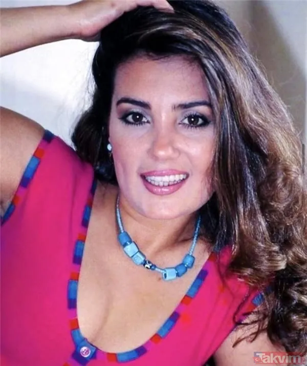 Yeşilçam’ın gamzeli güzeli Bahar Öztan minilerini çekip poz verdi! Son hali büyüledi! Fahriye Evcen ile Hande Erçel gerçeğiyle şaşırttı - 7