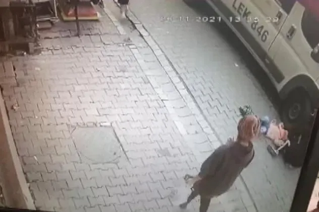 Esenyurt'ta korkunç olay! 5 yaşındaki Vedat Turgay okul servisinin altında kalarak hayatını kaybetti
