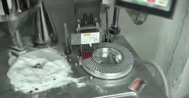 İstanbul ve İzmir'de narkotik operasyon: Yaklaşık 7 milyon uyuşturucu hap ele geçirildi