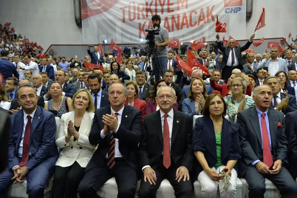 korku-daglari-sardi-chpde-ince-oyunlar-adayliktan-cekil-vekilleri-kap-1679896465540.jpg Korku dağları sardı! CHP'de 'İnce' oyunlar: Adaylıktan çekil vekilleri kap... Ertelenmiş hesaplaşma!-3