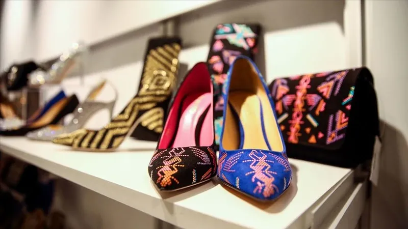 avrupalilarin-eve-girerken-ayakkabi-cikarmamasi-bakin-nedenmis-meger-turk-kulturunde-1721050351034.jpg Meğer Türk kültüründe... Avrupalıların eve girerken ayakkabı çıkarmaması bakın nedenmiş!-6