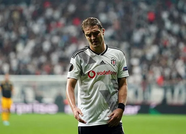 Caner Erkin Fenerbahçe taraftarını ikiye böldü-1