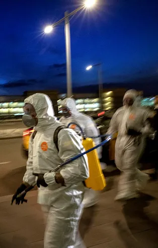 Koronavirüs dünyaya nasıl yayıldı? New York Times yazdı: Çin'in tek hatası felaketi getirdi