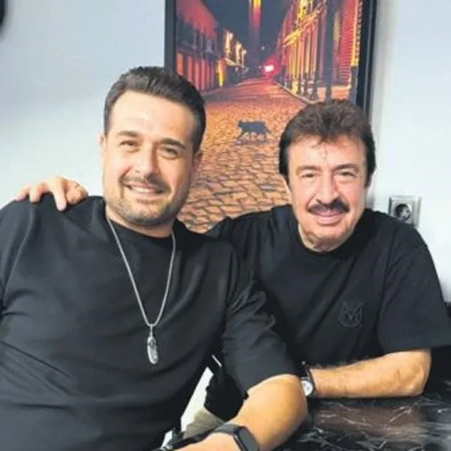Müslüm baba şarkısına ses verdi