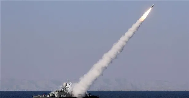 İran kendi gemisini vurdu