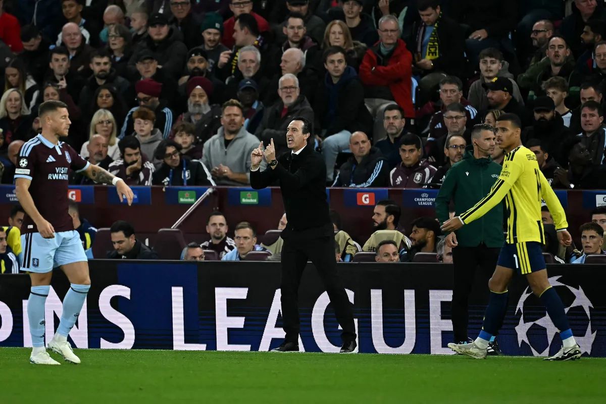 Kanarya 3 puan için sahada! Aston Villa - Fenerbahçe CANLI-4