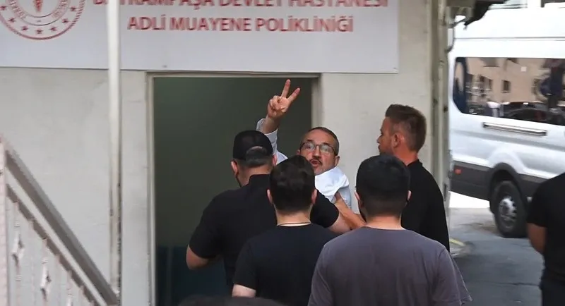 sebahattin-sirin-gercegi-negatif-test-sonucu-yok-1787130897327.jpeg Sebahattin Şirin gerçeği: Negatif test sonucu yok! "İroni" dediği slogan ifade tutanağında-3
