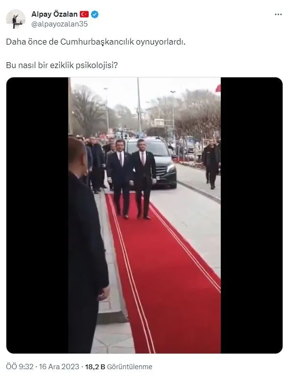 chpdeki-foto-kriz-basin-toplantisinda-desifre-oldu-herkes-bitti-sanirken-ozgur-ozel-fitili-atesledi-bir-de-zab-1702712803571.jpg CHP'deki foto kriz basın toplantısında deşifre oldu! Herkes bitti sanırken Özgür Özel fitili ateşledi... Bir de zabıta şovu!-9