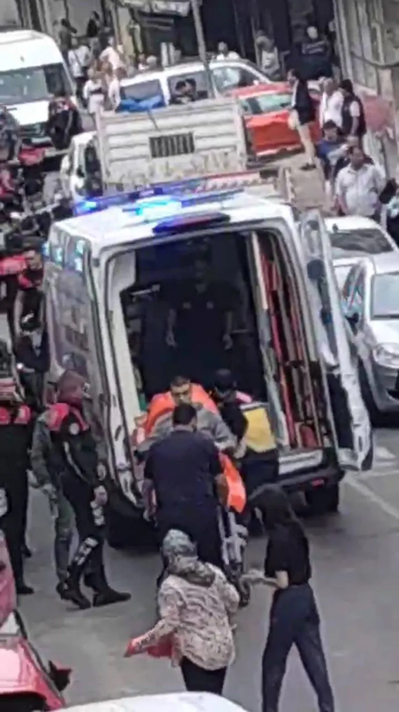 İstanbul'da polise saldırı (DHA)