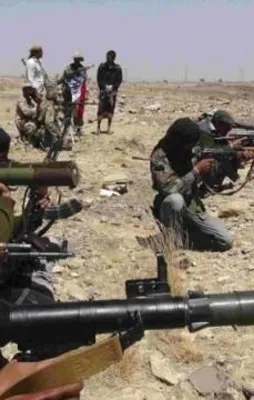 Suudi Arabistan Yemen'e bomba yağdırdı!