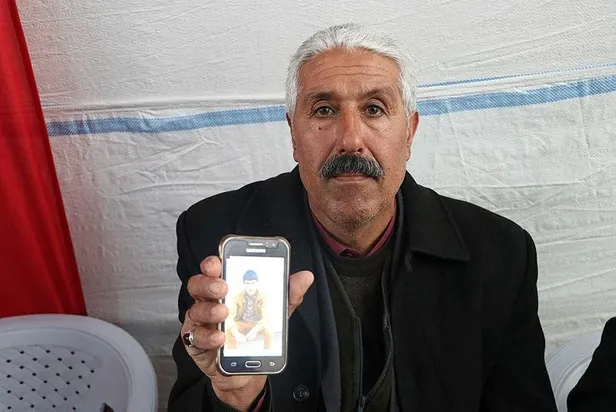 son-dakika-diyarbakirda-evlat-nobeti-tutan-baba-melik-aslan-evladina-kavustu-1581958748717.jpeg Son dakika: Diyarbakır'da "evlat nöbeti" tutan baba Melik Aslan evladına kavuştu!-1
