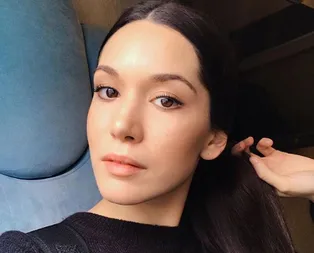 Diriliş Ertuğrula transfer olan Hazal Subaşı makyajsız haliyle hayranlarını şaşırttı!