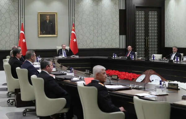 mgk-bugun-toplaniyor-secim-guvenligi-ege-ve-dogu-akdeniz-baris-diplomasisi-1680149980404.jpg