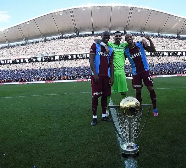 son-dakika-nwakaemenin-yeni-kulubu-belli-oldu-1661461036381.jpg Son dakika: Nwakaeme'nin yeni kulübü belli oldu!-2