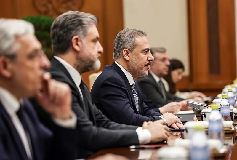 Dışişleri Bakanı Hakan Fidan, Çin Dışişleri Bakanı Vang Yi ile ortak basın toplantısında konuştu: Hedef yeni koridor!-3