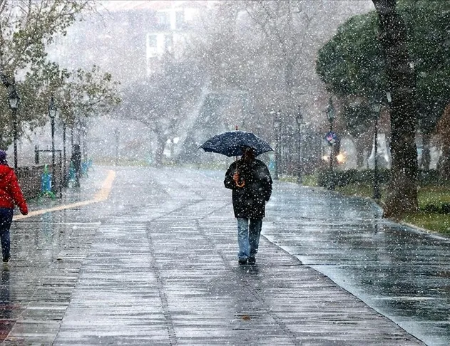Meteoroloji’den flaş İstanbul uyarısı! Kar geri mi geliyor?