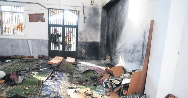 Humus’ta camiye bombalı saldırı: 8 ölü