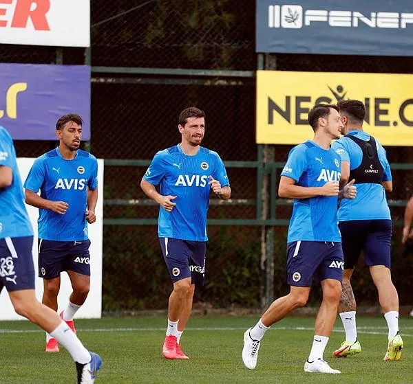 fenerbahcede-sakatlik-yildiz-isim-adana-demirspor-macinin-kamp-kadrosuna-alinmadi-1628963430375.jpeg Fenerbahçe'de sakatlık! Yıldız isim Adana Demirspor maçının kamp kadrosuna alınmadı-3