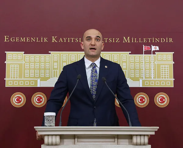 ak-parti-pkkli-terorist-volkan-boranin-sevgilisi-cikan-hdp-milletvekili-semra-guzel-icin-harekete-gecti-gerekeni-yapacagiz-1641807686200.jpg AK Parti ve MHP harekete geçmişti... PKK'lı terörist Volkan Bora'nın sevgilisi çıkan HDP Diyarbakır Milletvekili Semra Güzel hakkında fezleke hazırlandı-9