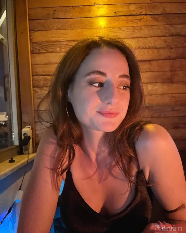 İlk cinsel deneyimini anlatan Nazlı Bulum’a tepki yağdı! “Utanç verici! Edepsizlik...” Kendini savunmaya kalkınca da ortalık karıştı - 12