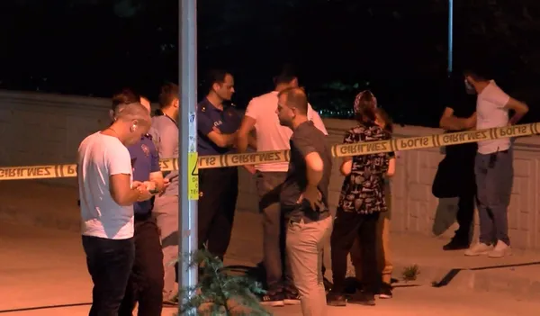 ankara-mamakta-eski-es-dehseti-karisini-oldurdu-sevgilisi-ve-kizini-yaralayip-intihara-kalkisti-1630380117625.jpg Ankara Mamak'ta eski eş dehşeti! Karısını öldürdü sevgilisi ve kızını yaralayıp intihara kalkıştı-9