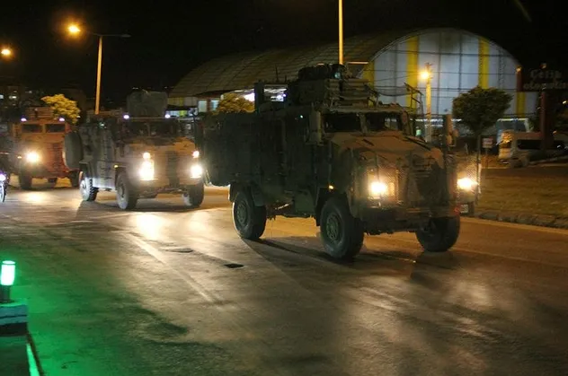 Son dakika: Suriye sınırına askeri sevkiyat