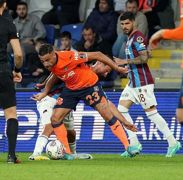 firtinadan-kotu-kapanis-trabzonspor-basaksehire-3-1-maglup-oldu-1686078677930.jpeg Fırtına'dan kötü kapanış! Trabzonspor, Başakşehir'e 3-1 mağlup oldu-6