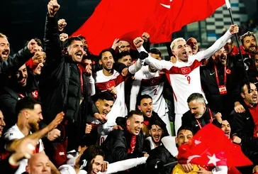 24 yıl sonra Türkiye Dünya Kupası’nda: Ünlü isimler bu gururu paylaştı I Biz hep destan yazdık