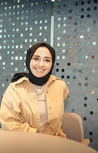 Başörtüsünden dolayı sözlü tacize uğrayan modacı Hülya Aslan konuştu: Binlerce kadın yaşıyor