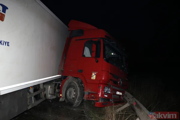 3'ü üniversiteli kız öğrenci 5 kişinin öldüğü kazada, hız kadranı 230’da takılı kalmış - 7