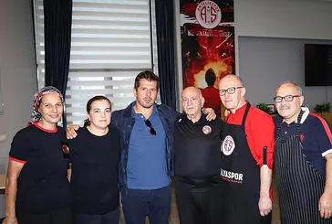 Emre Belözoğlu'ndan Antalyaspor'a veda