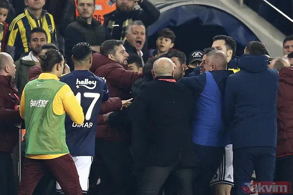 Fenerbahçe - Galatasaray derbisinde dikkat çeken kareler! O hareket damga vurdu... - 37