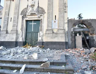 Akdeniz'de yanardağ ve deprem alarmı