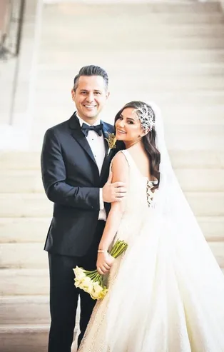 Merve Özbey Kenan Koçak’la evlendi... Düğüne ünlü yağdı