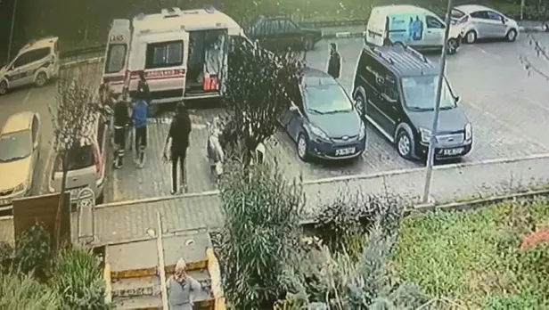 vahsetin-goruntuleri-ortaya-cikmisti-tuzlada-bosanma-asamasindaki-esini-olduren-supheli-tutukladi-1608049917996.jpeg Vahşetin görüntüleri ortaya çıkmıştı! Tuzla'da boşanma aşamasındaki eşini öldüren şüpheli tutukladı...-5