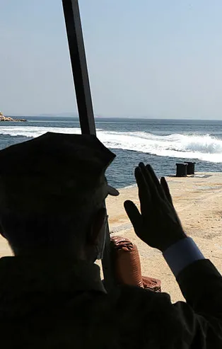 Son dakika: Bakan Akar ve kuvvet komutanları sıcak bölgede