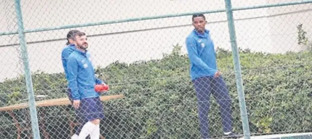 Samuel Eto’o Beşiktaş’ın idmanını izledi!