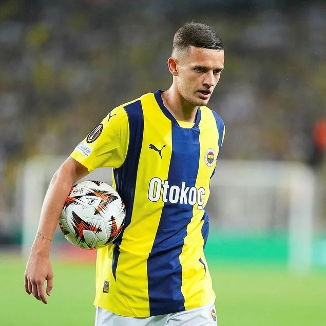 Fenerbahçe’ye Szymanski’den kötü haber!