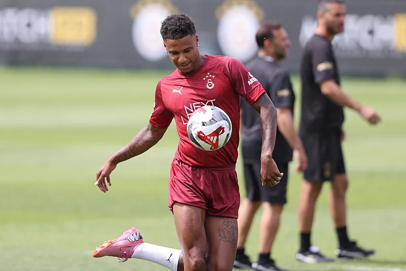 Galatasaray'da 7 yıldız yolcu! Transfer için gitmeleri gerekiyor - 15