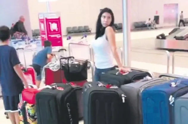 Jennifer Altınel Aydın 24 bavulla Türkiye'ye geldi