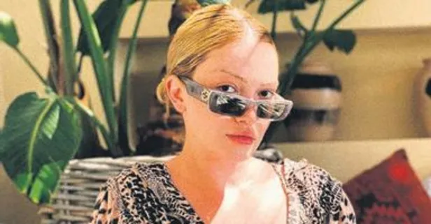 Sosyal medya fenomeni Danla Bilic 2 minik kedi için kolları sıvadı