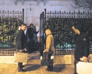 Rus diplomat evinde ölü bulundu