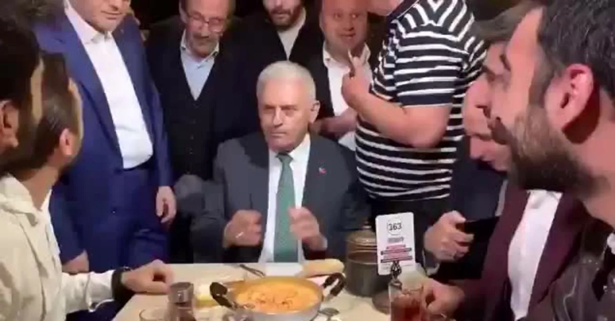 Binali Yıldırım'dan Çengelköylülere sürpriz!