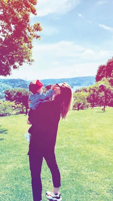 Hadise ile Kaan Yıldırım çocuk provalarına başladı!