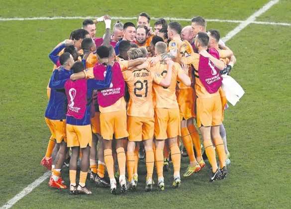 galatasaray-dostluk-turnuvasindaki-ilk-hazirlik-macinda-rayo-vallecanoya-1-0-maglup-oldu-spor-haberleri-1670115565956.jpg Galatasaray Dostluk Turnuvası'ndaki ilk hazırlık maçında Rayo Vallecano'ya 1-0 mağlup oldu | Spor haberleri-8