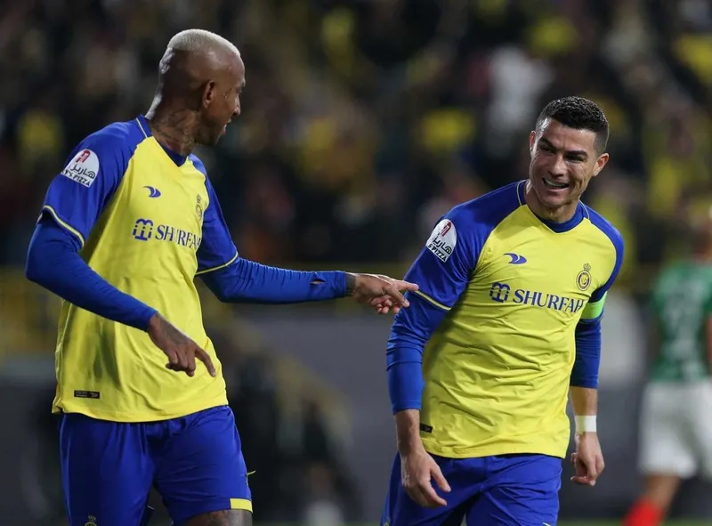 yer-yerinden-oynayacak-galatasaraydan-talisca-bombasi-1709891767813.jpeg Yer yerinden oynayacak! Galatasaray'dan Talisca bombası-5