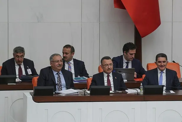 cumhurbaskani-yardimcisi-fuat-oktay-duyurdu-yeni-tip-insansiz-jet-savas-ucagimiz-anka-3-mius-geliyor-1670957218227.jpeg Cumhurbaşkanı Yardımcısı Fuat Oktay duyurdu! Yeni tip insansız jet savaş uçağımız 'ANKA-3 MİUS' geliyor-11