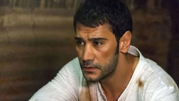 unlu-oyuncu-o-diziyle-ekranlara-geri-dondu-bu-sefer-davut-oldu-cukurovanin-efsanesi-iki-ay-sonra-geldi-1612676116953.jpg Çukurova'nın efsanesi iki ay sonra geldi! Ünlü oyuncu o diziyle ekranlara geri döndü!-5