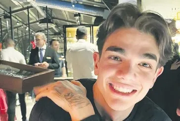19 yaşındaki Demir kalp krizi geçirip can vermişti! Meğer 7 yıl önce annesini...