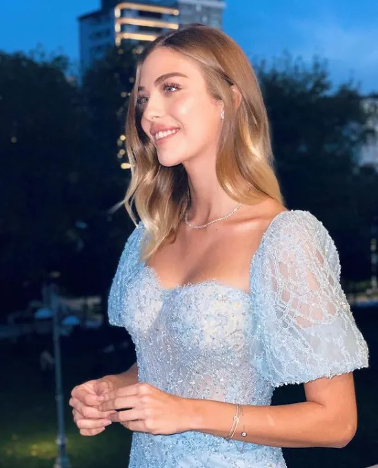 İbrahim Tatlıses�in gelini Yasemin Şefkatli sırrını İbrahim Tatlıses�in gelini Yasemin Şefkatli sırrını